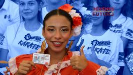 Foto que representa a Jóvenes Escribiendo el Futuro: así puedes recoger la tarjeta para recibir 5,800 pesos bimestrales si eres universitario