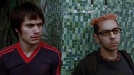 Foto que representa a A 25 años de su estreno, "Amores Perros" llega al catálogo de Mubi, ¿cuánto cuesta verla?