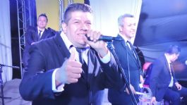 Foto que representa a Muere Alejandro Olivares, icónico cantante de "La Chomba"