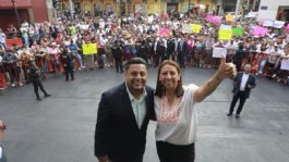 Foto que representa a Reconocieron diputados locales gestión de Evelyn Parra