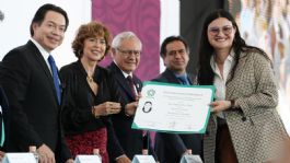 Foto que representa a En México, 57 de cada 100 cédulas profesionales corresponden a mujeres: Mario Delgado Carrillo