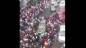 Foto ilustrativa de la nota titulada: Conductor intenta atropellar a manifestantes en calzada San Antonio Abad | VIDEO