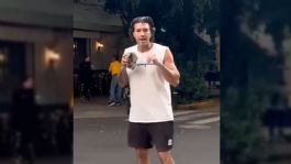 Foto que representa a Supuesto extranjero amenaza con una piedra a paseantes en la Condesa | VIDEO