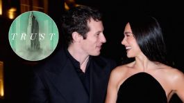 Foto que representa a Dua Lipa, Callum Turner y el libro por el que empezó su historia de amor; la pareja ya confirmó que planea su boda